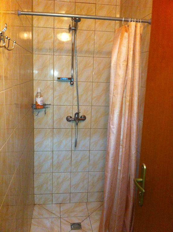 לבוב Molodizhniy Hostel מראה חיצוני תמונה