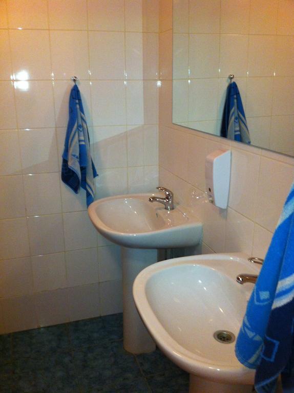 לבוב Molodizhniy Hostel מראה חיצוני תמונה