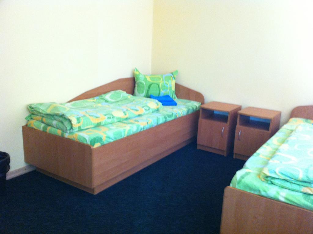 לבוב Molodizhniy Hostel מראה חיצוני תמונה